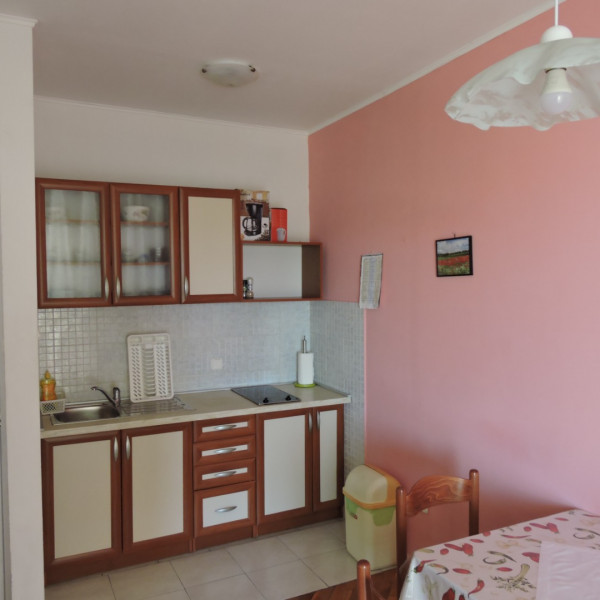 Apartman 3, Apartments Ivanov Novalja
