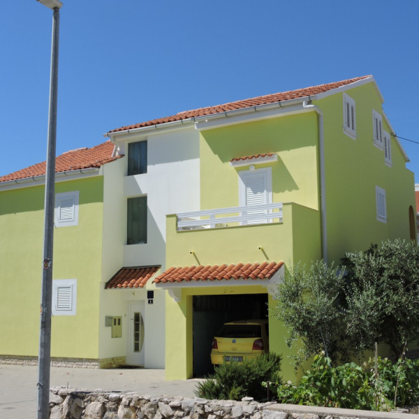 Apartment 1, Apartmani Ivanov Novalja