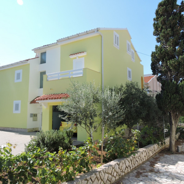 Apartment 1, Apartmani Ivanov Novalja